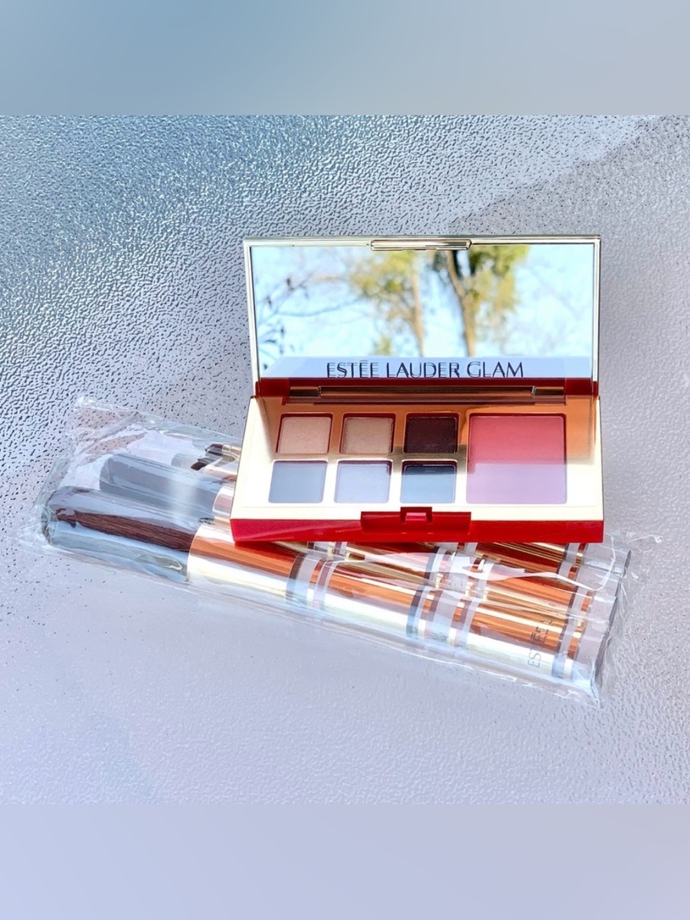 Estée Lauder Makeup Brush Set and Glam Color Palette